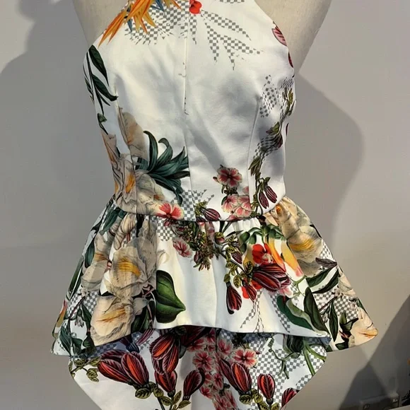 Ava 2 piece shorts suit - Picture 2 of 13